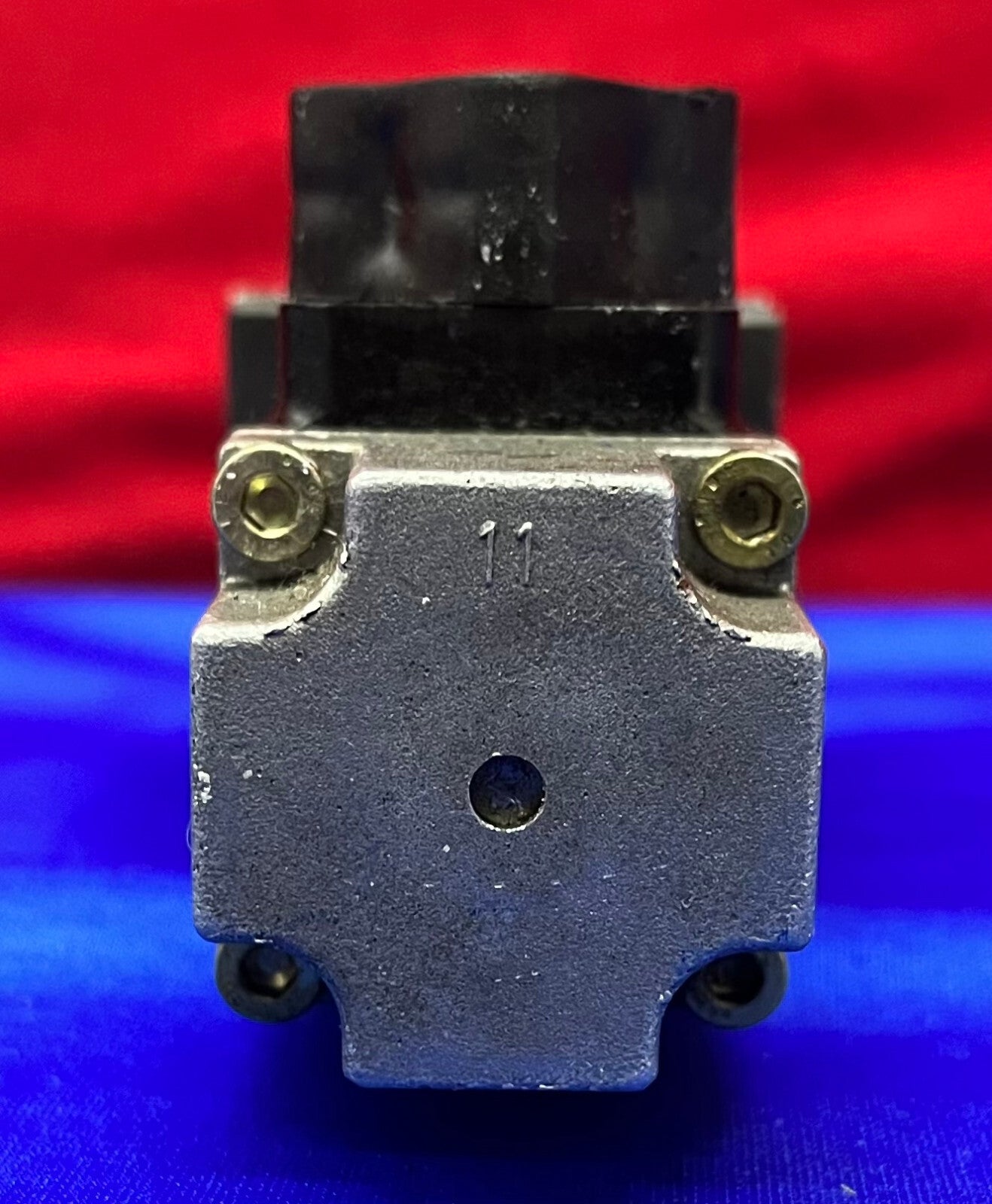 BOSCH VALVE 0810 090 101 / 081WV06P1N104WS024/00A0 315PMAX