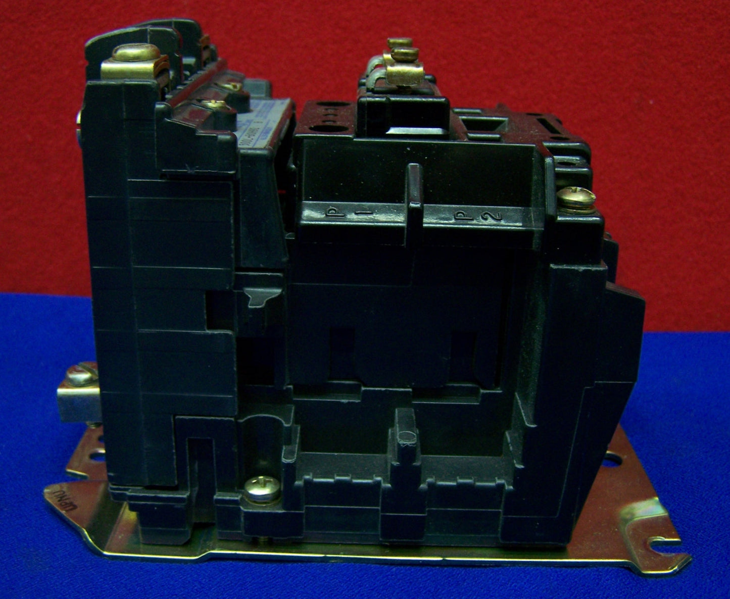 ALLEN BRADLEY AB 500L-BOH92 SERIES B,30 AMP CONT. RATING AC CONTACTOR