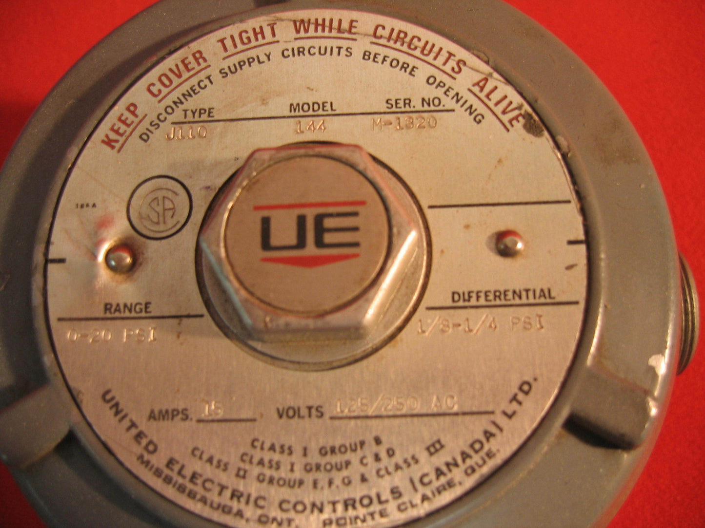 UE UNITED ELECTRICAL CONTROLS TPE J110 MODÈLE 144 PLAGE 0-20 PSI DIFFÉRENTIEL 