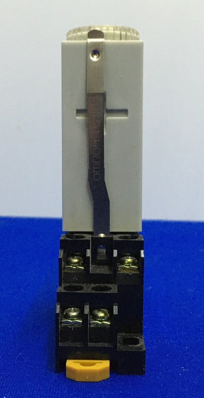 NAiS MATSUSHITA ELECTRIC WORKS S1DX / ADZ11166 DELAY TIMER MODULE & 2-M4X10