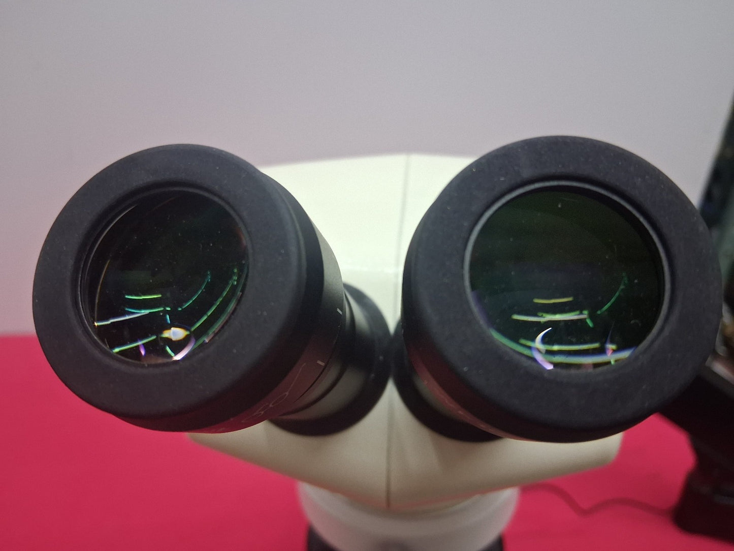 USED MMBT Unit 4 Articulating Arm LED Stereo Microscope 8-50x Magnificaiton