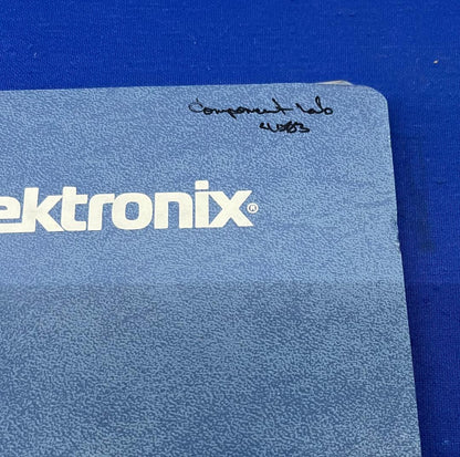 MANUALE DI ISTRUZIONI PER LA FOTOCAMERA TEKTRONIX C-59A COPYRIGHT 1980 