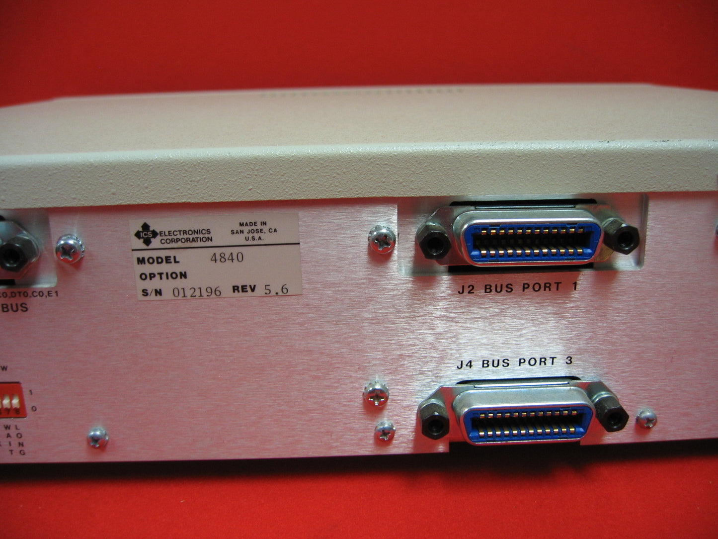 ICS ELECTRONICS 4840 ADRESSAGE DE BUS IEEE 4 PORTS PAR COMMUTATEUR DE PANNEAU ARRIÈRE 