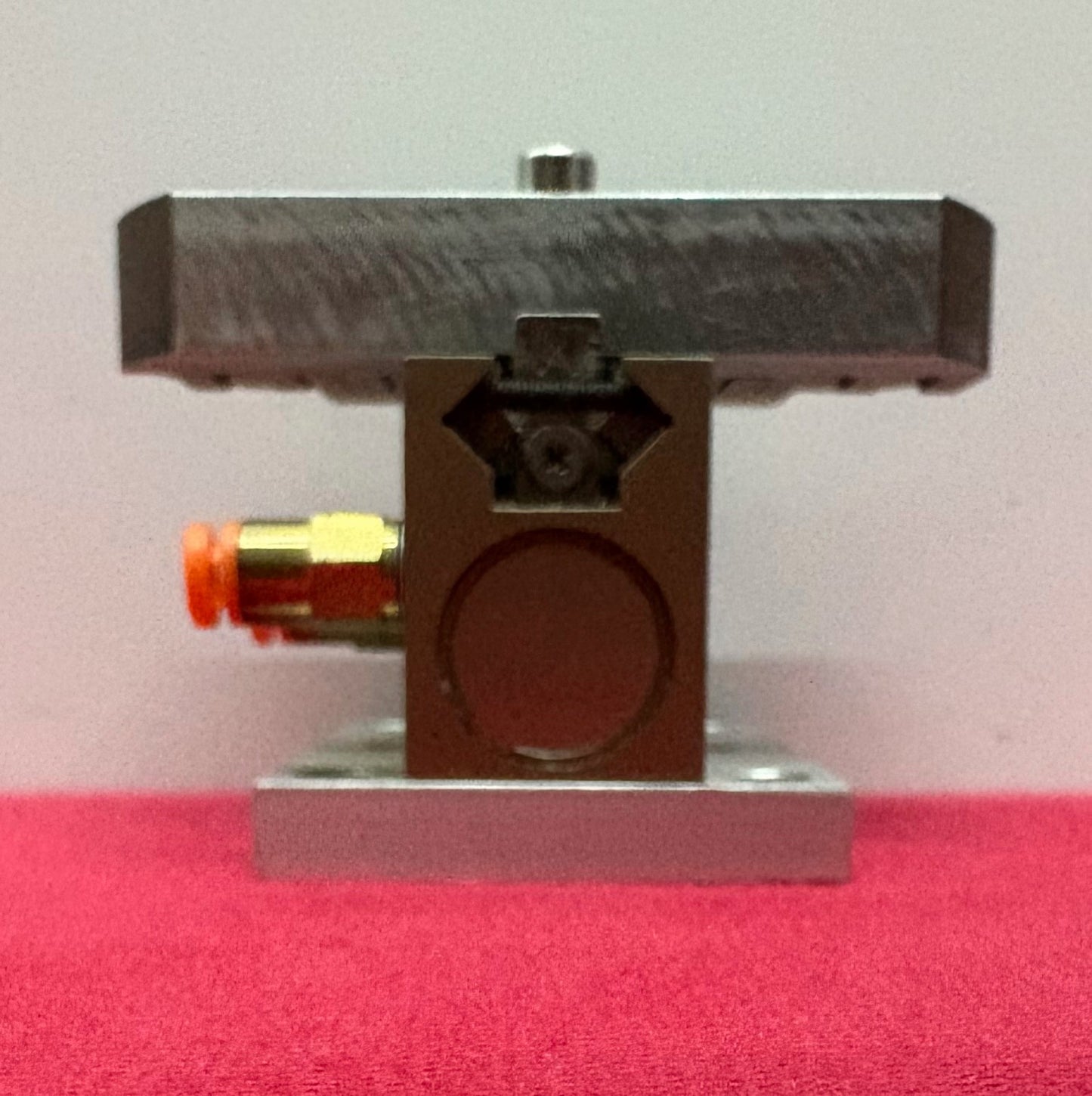 ROBOHAND INC RPL-2M 2 JAW LOW-PROFILE PNEUMATIC PARALLEL GRIPPER