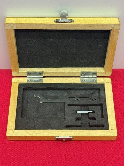 Mitutoyo PMB-21970  Uni-Mike Outside Micrometer 0-1" Mechanical W/ CASE