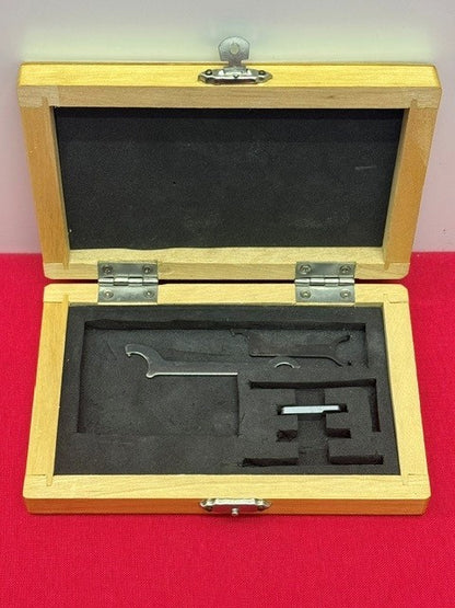 Mitutoyo PMB-21970  Uni-Mike Outside Micrometer 0-1" Mechanical W/ CASE