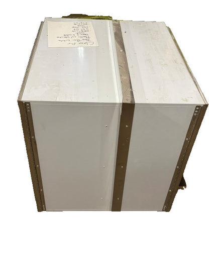 CLEAN AIR PRODUCTS PASS THROUGH BOX WHITE PLASTIC & STAINLESS STEEL DOOR 24X23.5