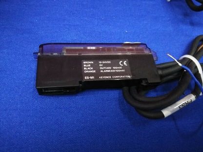 1 LOTE DE 4 - AMPLIFICADOR DE INTERRUPTOR DE PROXIMIDAD KEYENCE ES-M1