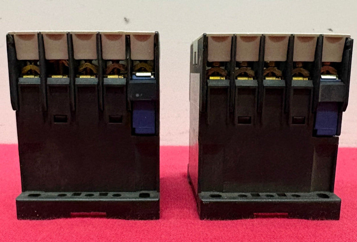 Lot of 2 TELEMECANIQUE CONTACTOR LP4K0910BW3 24V ITEMS ARE USED
