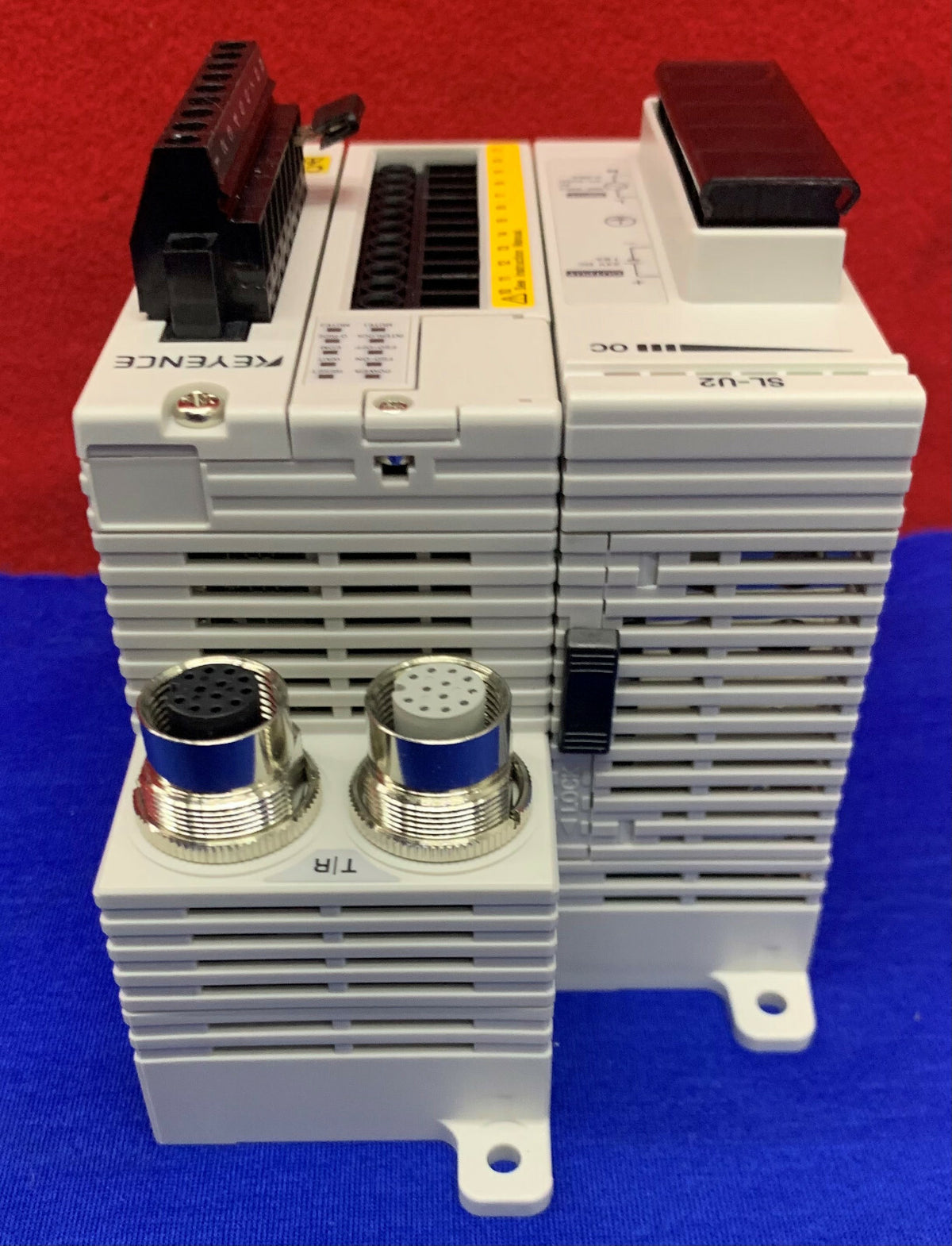 Borne de relais de contrôle de sécurité Keyence SL-T11R et alimentation SL-U2 24 V CC