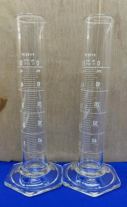PYREX ® CORNING GLASS 3025-50 CILINDRO DOPPIA SCALA METRICA 50mL - 1 LOTTO QTY 6