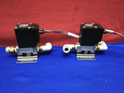1 LOT VAN HOEVEELHEID 2 - SMC VCA21-5G-3-02-F SOLENOÏDEKLEPPEN 24VDC