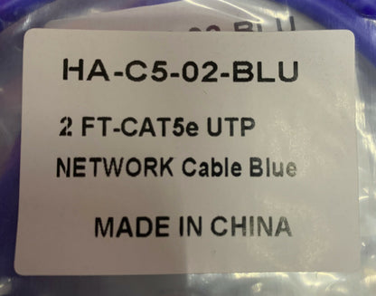 Lot de 20 câbles réseau bleus Cat52e/Cat6UTP - Voir l'annonce pour connaître les quantités et les modèles.