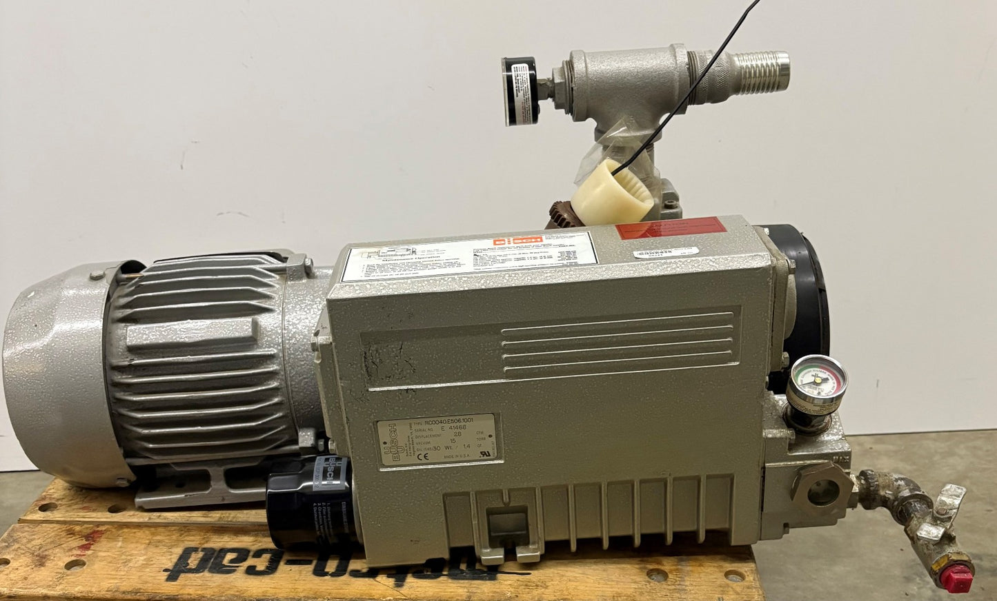 BUSCH RA0025.E506.1001 ROTARY VANE VACUUM PUMP W/ TOSHIBA MOTOR - PARTS REPAIR