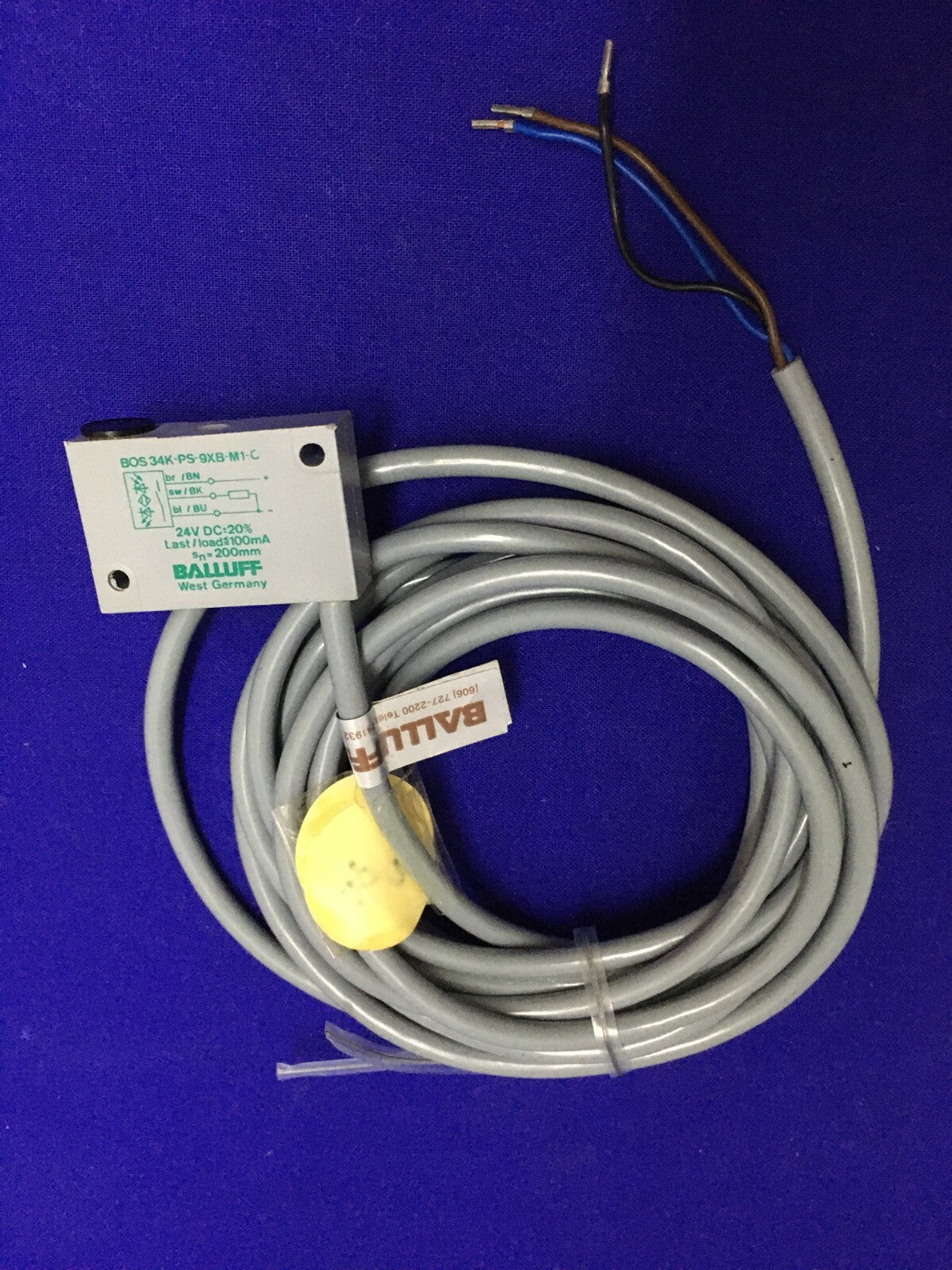 BALLUFF BOS-34K-PS-9-XB-M1-C3 10' CORD PHOTOELECTRIC SENSOR