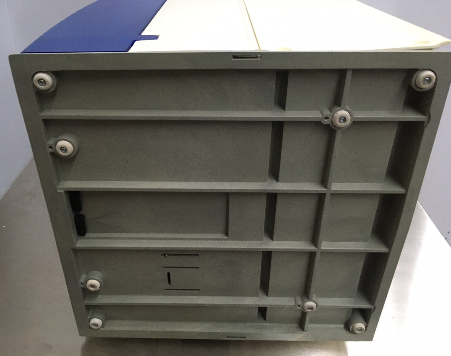 MILILIPORE MILLI-Q A10® TOC Z00Q0V0T0 モニター、電気定格: 100-230V 50/60HZ 16