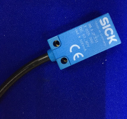 SENSORE FOTOELETTRICO A RIFLESSO SICK WL4-2F331 / WL42F331 
