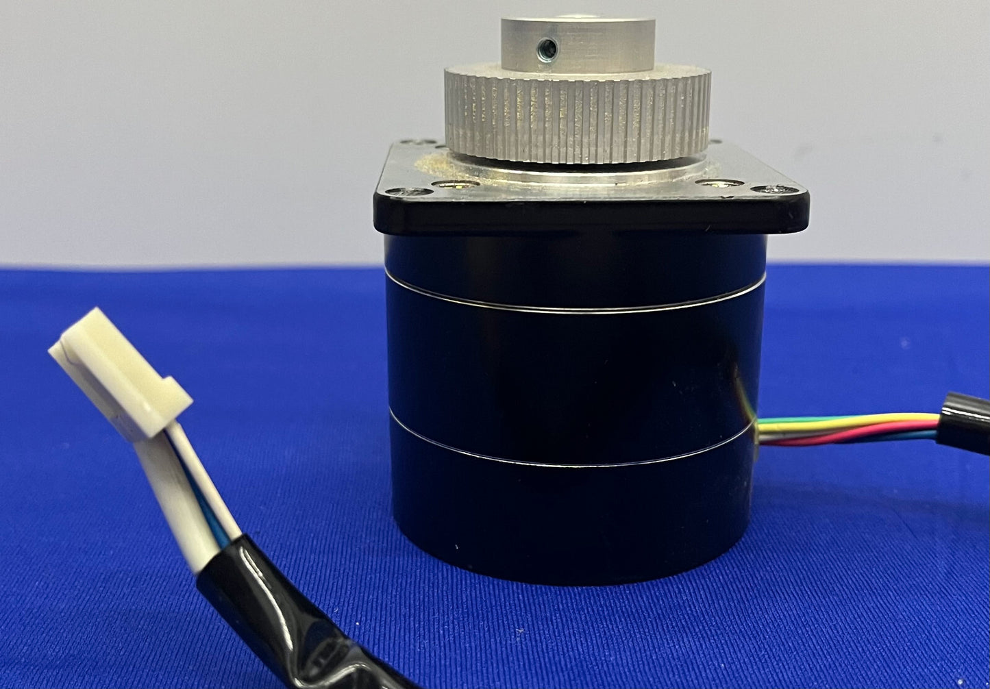 MOTOR PASO A PASO ORIENTAL VEXTA ® PH266-02 BIFÁSICO 1,8/PASO 12VDC 0,6A