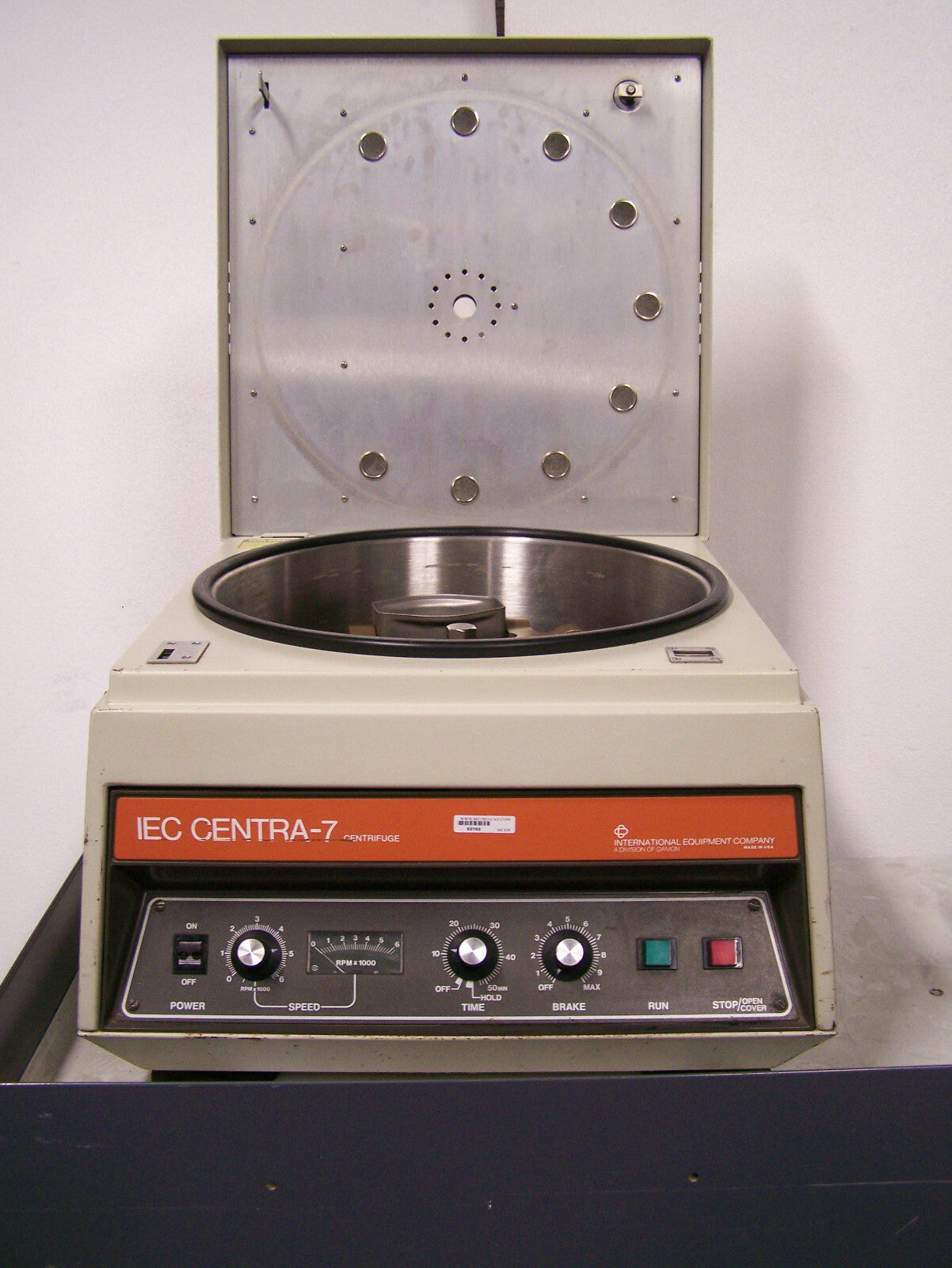 FÜR TEILE / REPARATUREN INTERNATIONAL EQUIPMENT IEC CENTRA-7 ZENTRIFUGE