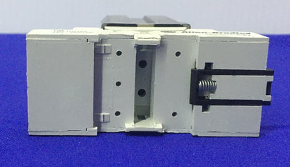 Allen-Bradley Allen Bradley AB 700-HB33Z24-4 SER E ALLZWECKRELAIS 