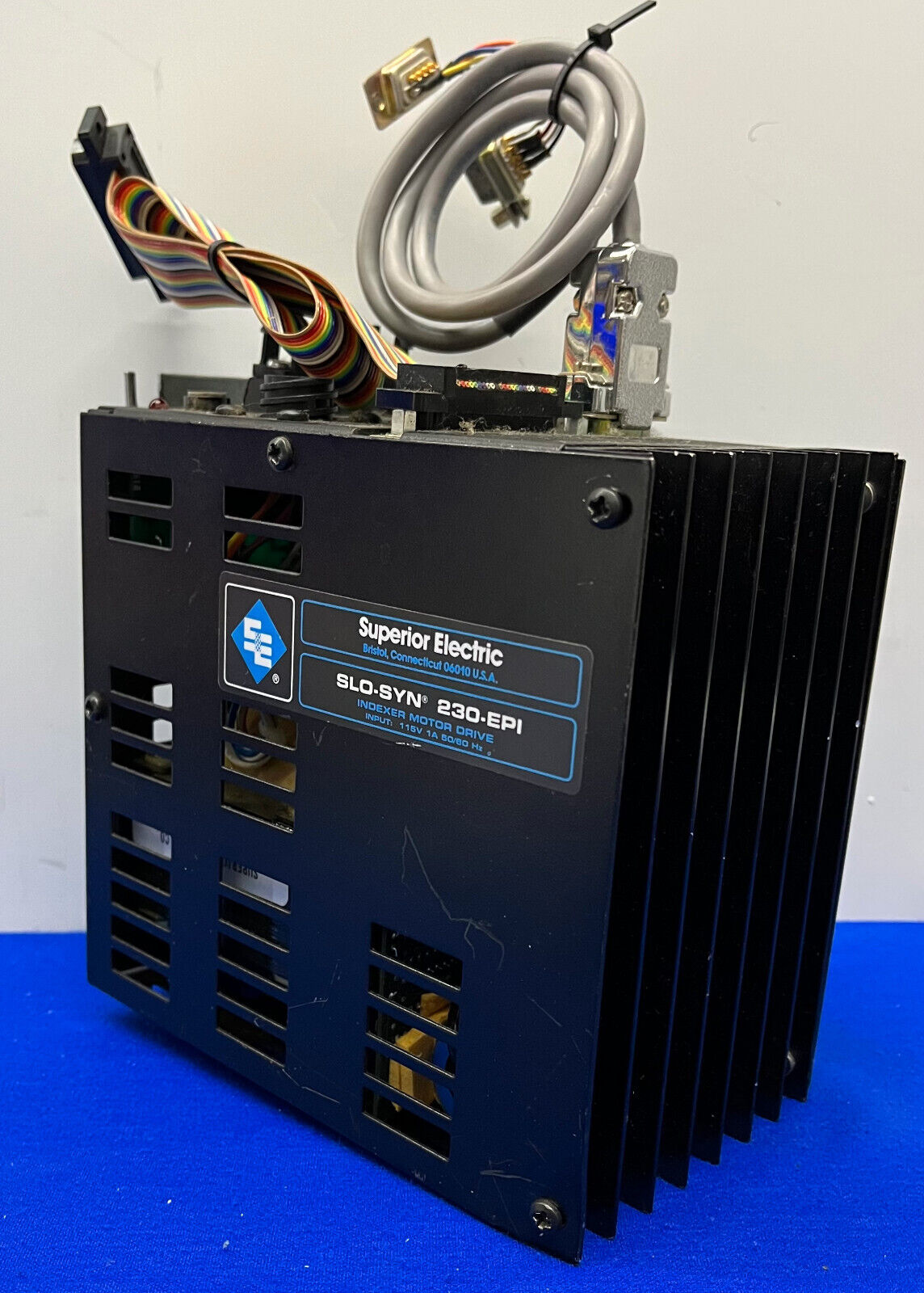 SUPERIEURE ELEKTRISCHE SLO-SYN ® 230-EPI 230 EPI INDEXEERMOTORAANDRIJVING