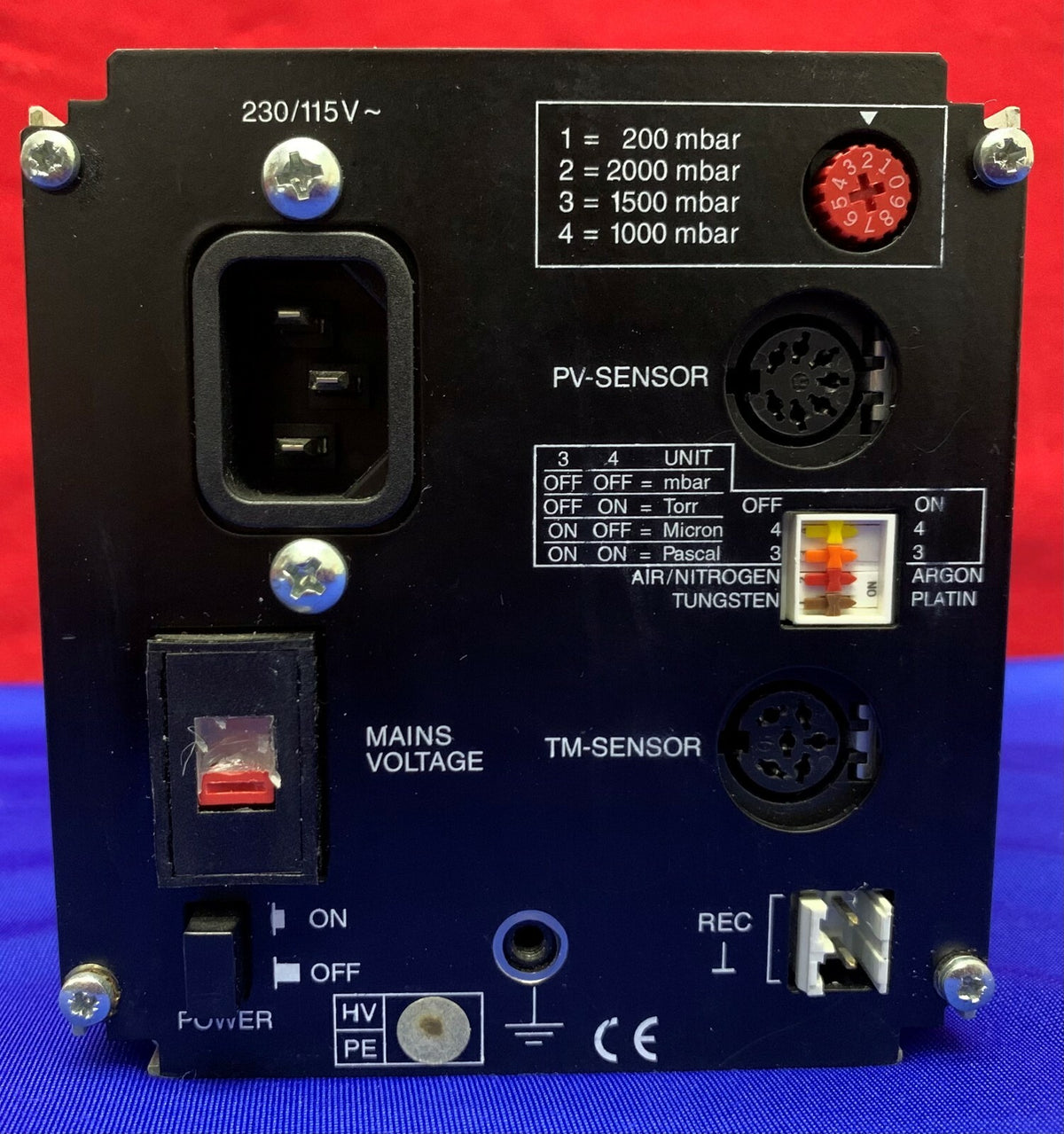 Leybold Vakuum / Vacuum Thermovac TM20 D-50968 Controller