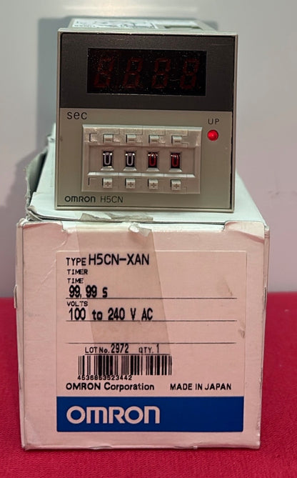 OMRON H5CN-XAN LED TIMER 100-240 VAC  LOT 2972. 297202  3A 250VAC