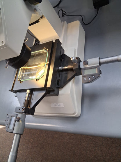 MMBT-1DM XY Tool Scope 20X Toolmakers Manual Microscope  2"x2" Stage HDMI Camera