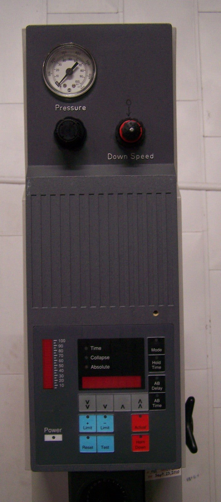 BRANSON ULTRASONIC WELDER 910IWT INPUT 117 VAC 13 AMP 50/60 HZ FOR PARTS REPAIR