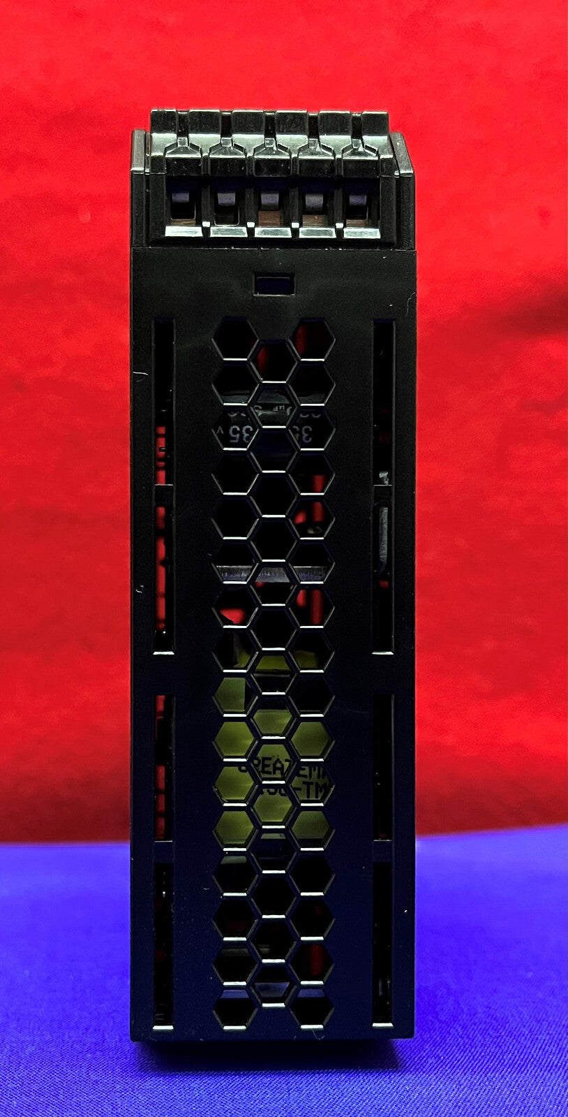 Alimentation à découpage Omron S8VK-C06024 CA 100-240 V CC 24 V