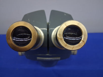 American Optical 569 0.7X-3X Stereo Microscope Head Only with 10X W.F Eyepieces