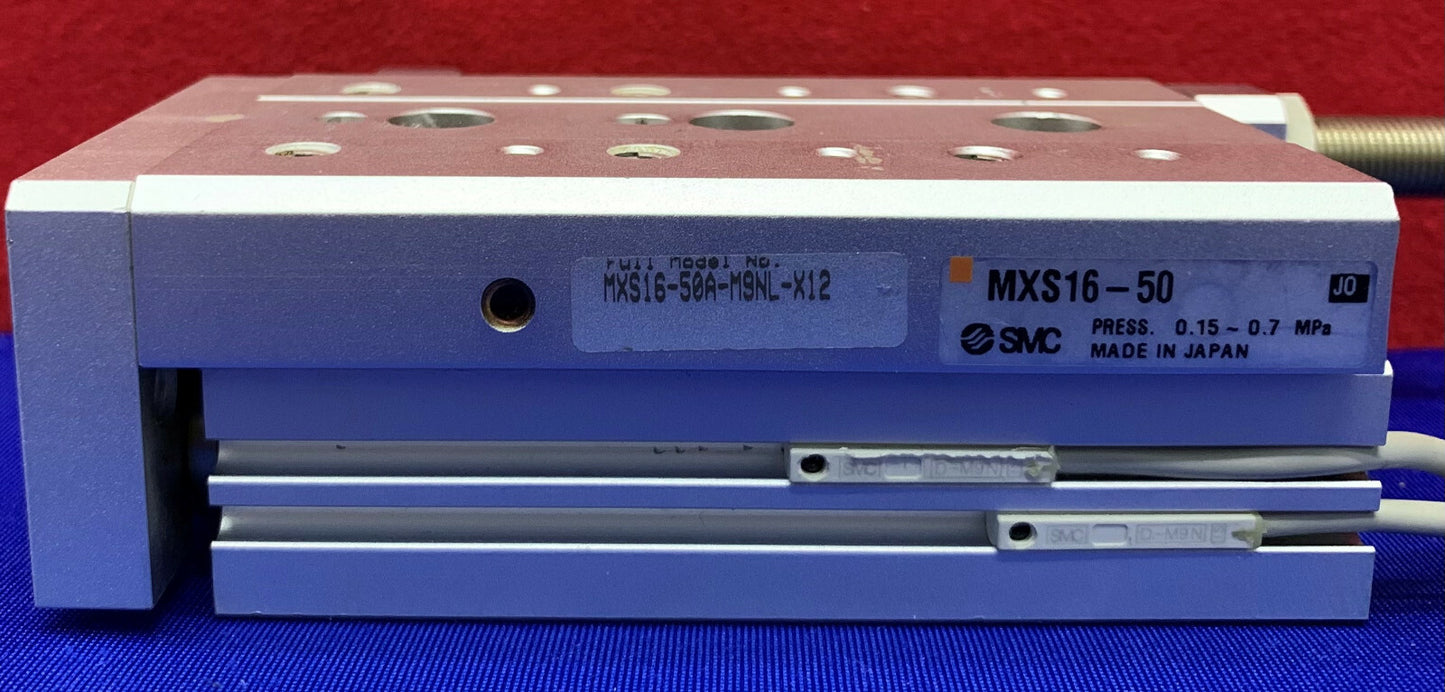 Mesa deslizante neumática SMC MXS16-X12 M9NL-X12 con sensores SMC D-M9N de 16 mm de diámetro interior