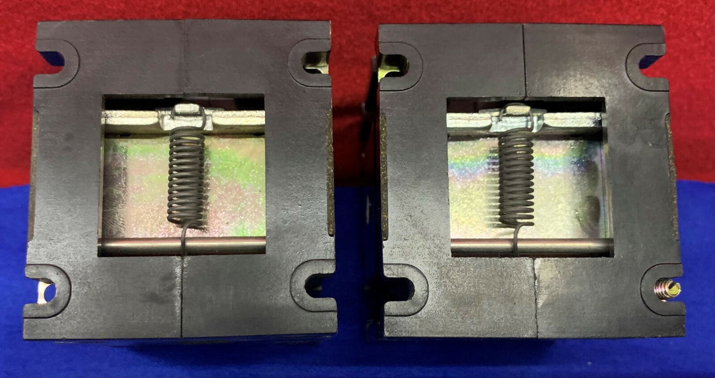 1 partij van 2 GE General Electric industriële relais CR120AD00349AA 28VDC serie A