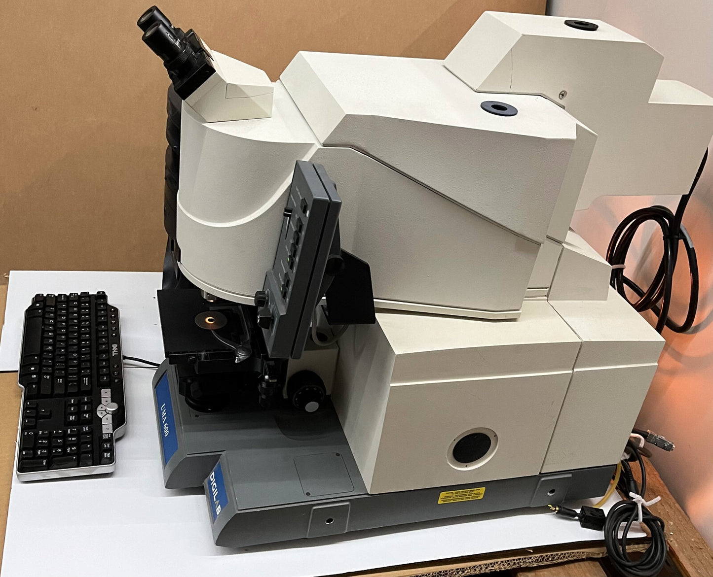 DIGILAB UMA 600 SPECTROMETERMICROSCOOP 010-0236-2/DELL DHM/TOETSENBORD - ONDERDELEN 