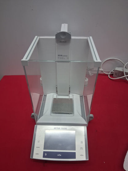 Mettler Toledo XS105 DualRange Analytical Balance 120g x 0.01mg TESTED WORKING