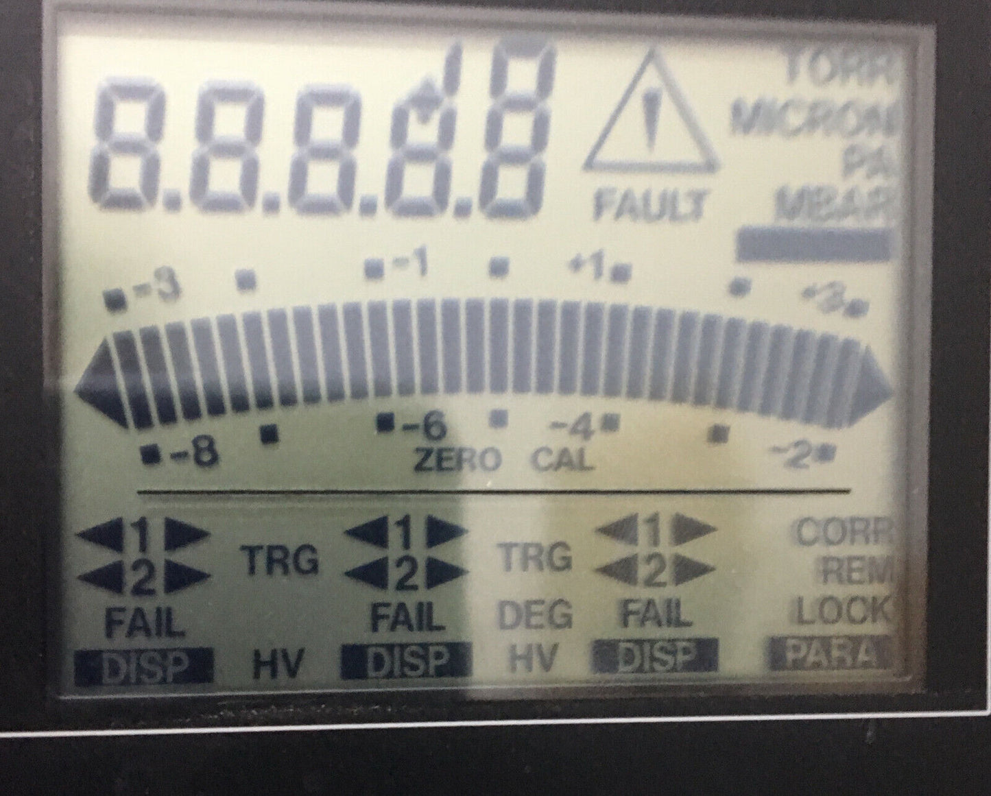 LEYBOLD THERMOVAC VACUUM GAGE/GAUGE CONTROLLER TM 20 / TM20