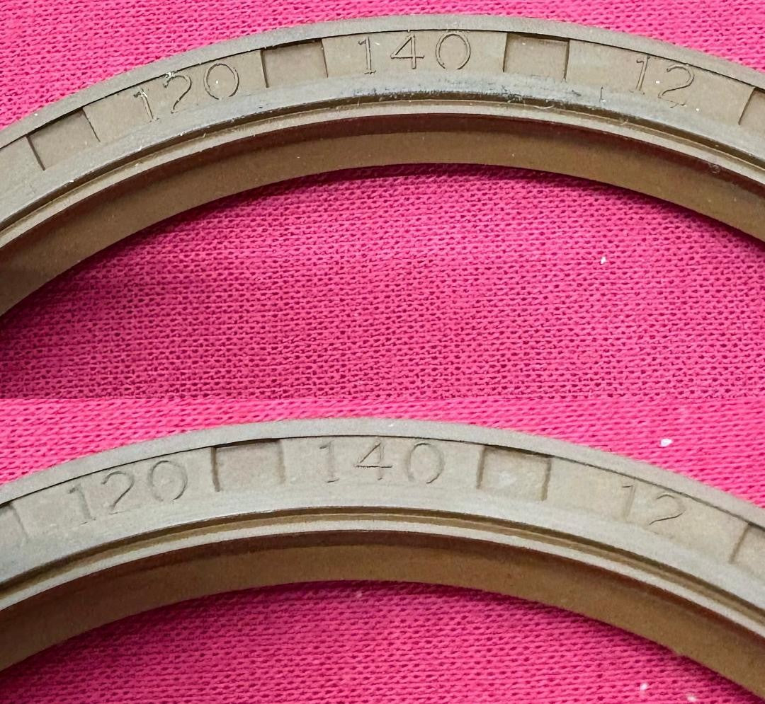 SKF 562851 OIL SEAL CR 120X140x12 HMSA10V - 1 LOT QTY 2