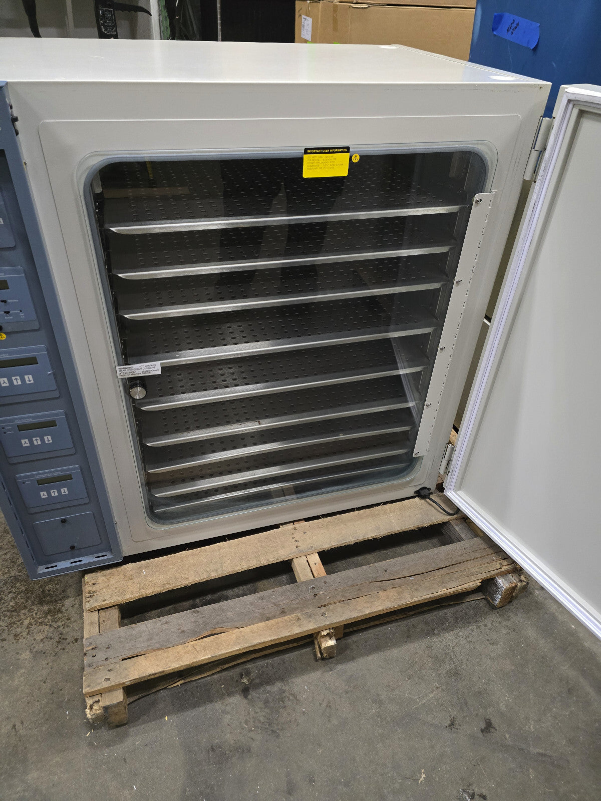 FORMA SCIENTIFIC STERI-CULT 200 INCUBATORE 3033 115V 60 HZ 7 AMP 1 FASE