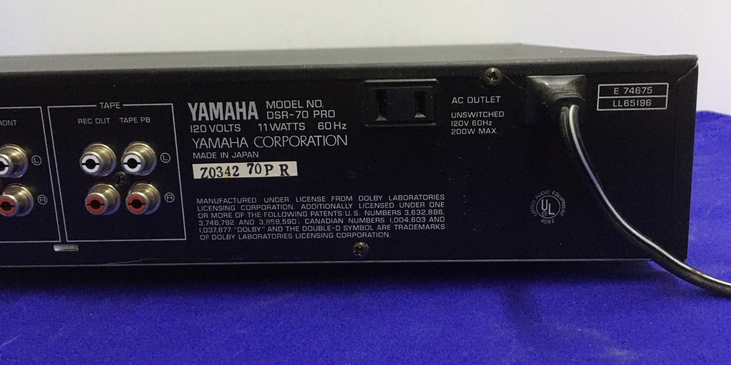YAMAHA,DSR-70 PRO NATURAL SOUND DIGITAL SURROUND DECODER ITEM IS USED