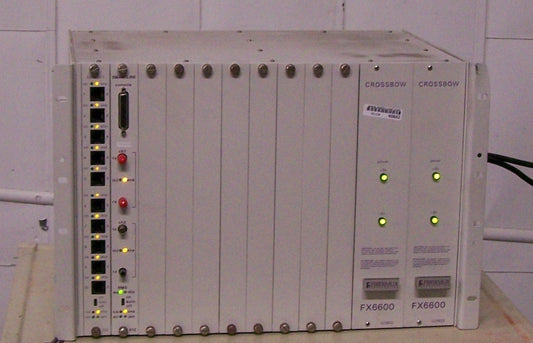 FIBERMUX FX6600+ 2 カード: 10 BASET 13Z および SMART LINK 81Z カード クロスボウ シャーシ