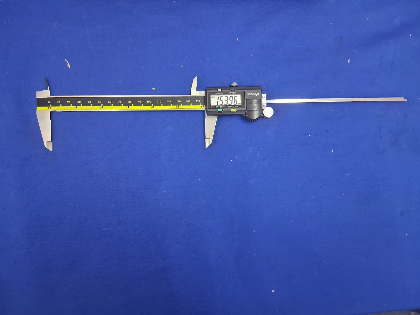 Mitutoyo 500-196-30 CD-6" ASX Digimatic Digital Caliper 6 inch With Case