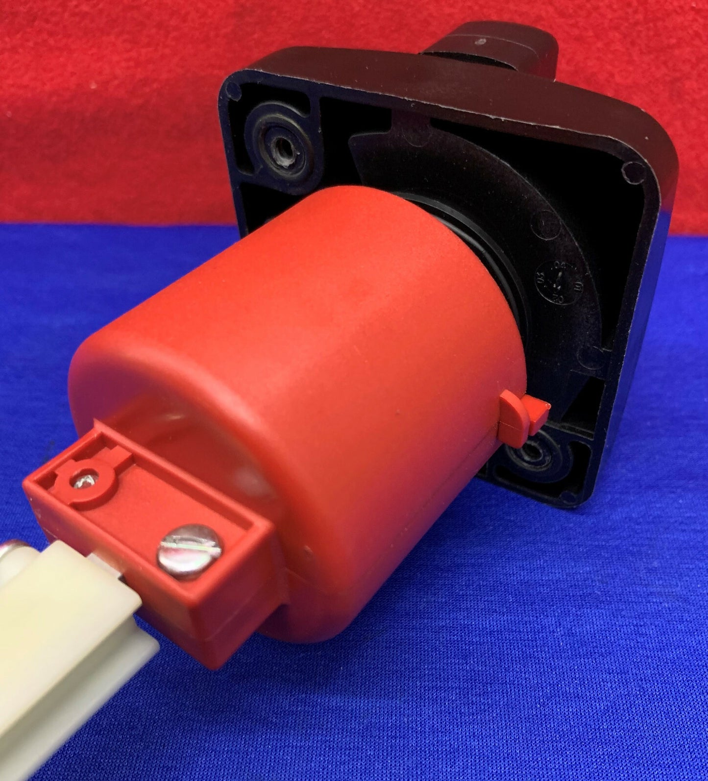 Sprecher Schuh LA7-25-1753 Disconnect Switch met zwarte AAN/UIT-schakelaar