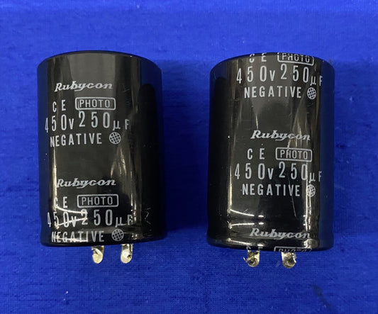 RUBYCON 450V250uF コンデンサ、中古品、「1 ロット 数量 2」として販売