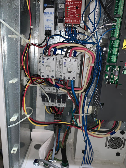 ABB ACS550-PD-024A-2+B055 AZIONAMENTO GENERALE IN CONFEZIONE CON UNITÀ DI AZIONAMENTO TRIFASE