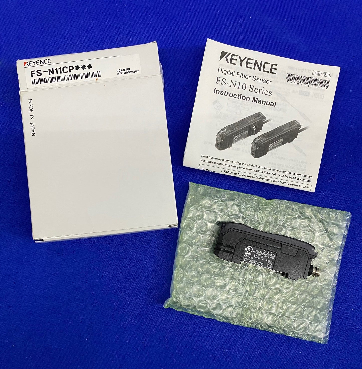 KEYENCE FS-N11CP*** FS-N11CP DIGITAL FIBER SENSOR AMPLIFIER-M8 CONNECTOR TYPE