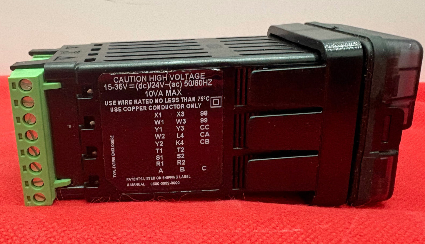 WATLOW EZ-ZONE® PM6C3CC-1LCJAAA CONTROLLER ITEM: 1390-4948