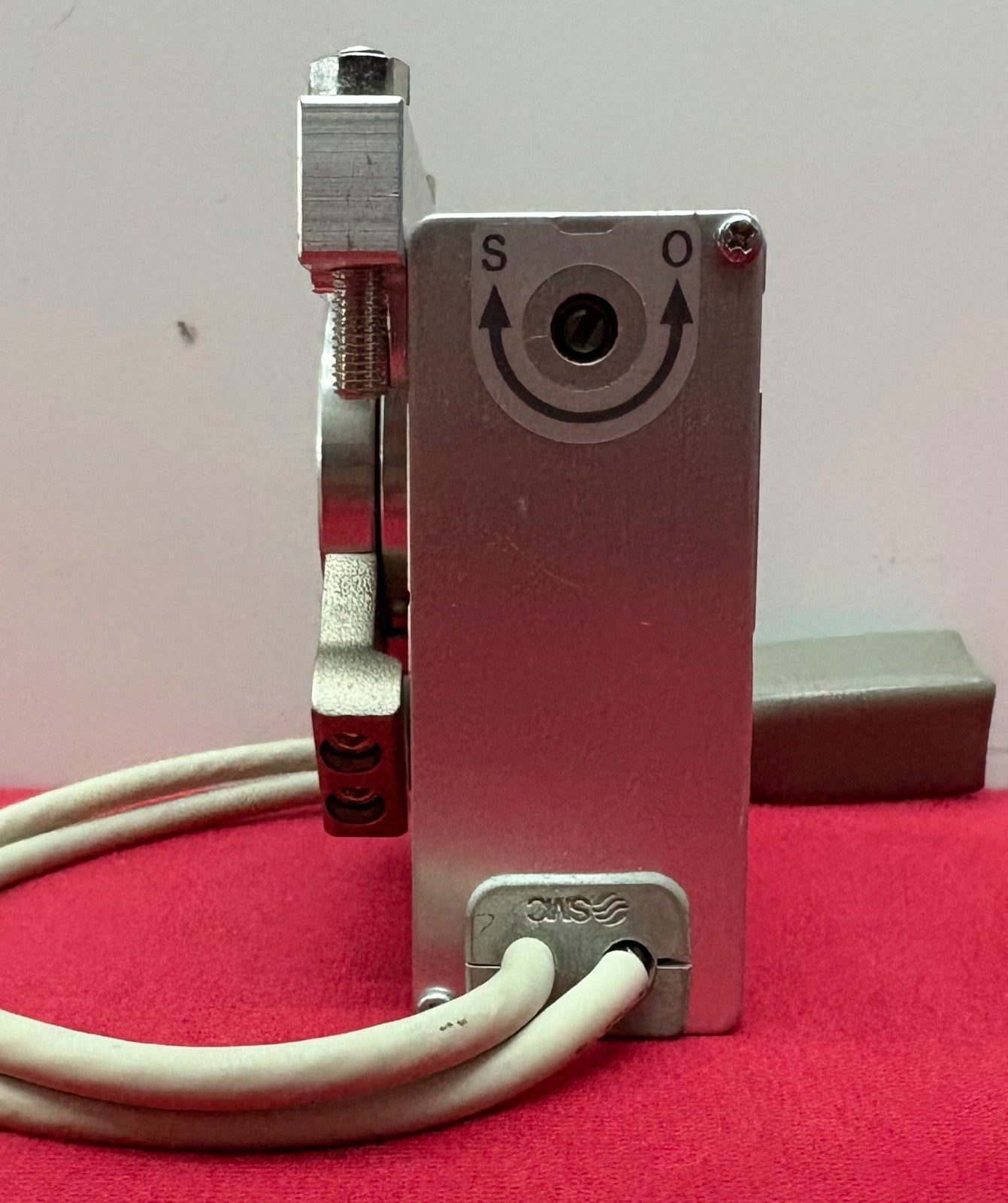 SMC LER10J-3-S56P1D ELECTRIC ROTARY ACTUATOR TABLE 10mm