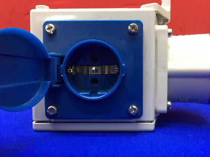 MENNEKES 92915 / DELTA-BOX STECKDOSENKOMBINATION