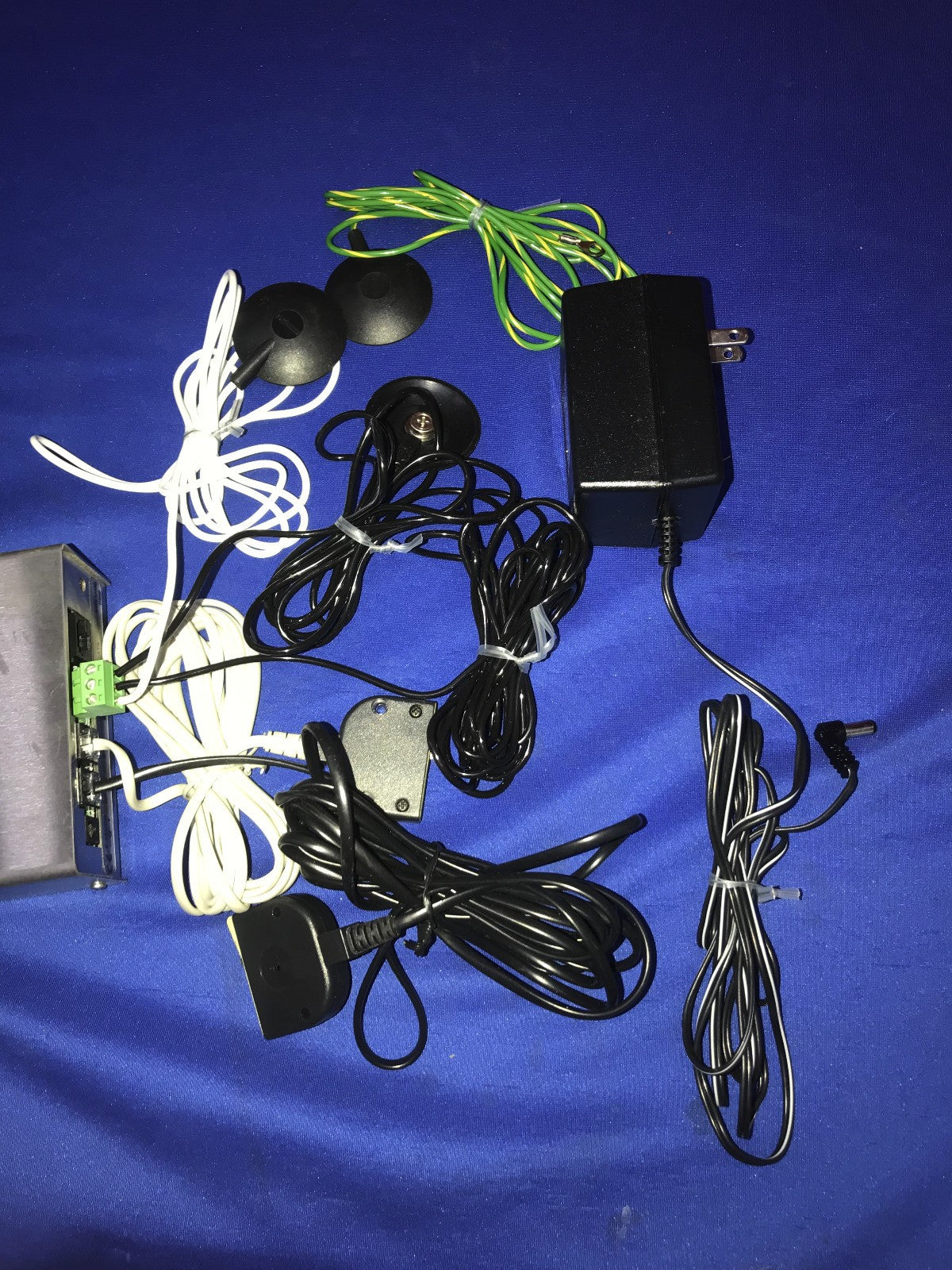 DESCO, DUAL WIRE CONTINUOUS MONITOR FOR PARTS / REPAIR