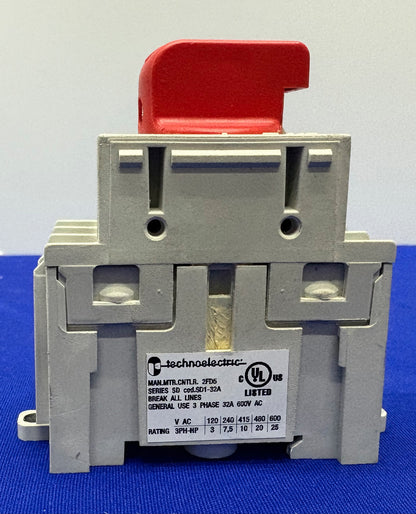 TECHNOELECTRIC SD1-032-RR / SD1 32A   3 PHASE HP 32A 600VAC DISCONNECT SWITCH